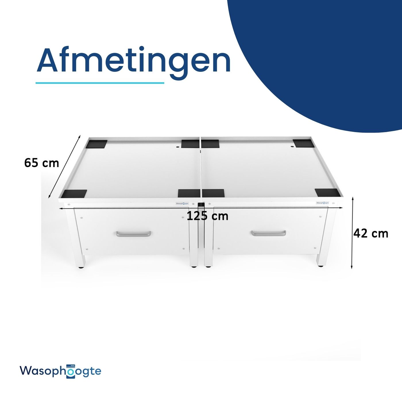 Wasmachine verhoger met lade voorzien van een anti-slip oppervlak voor extra veiligheid.